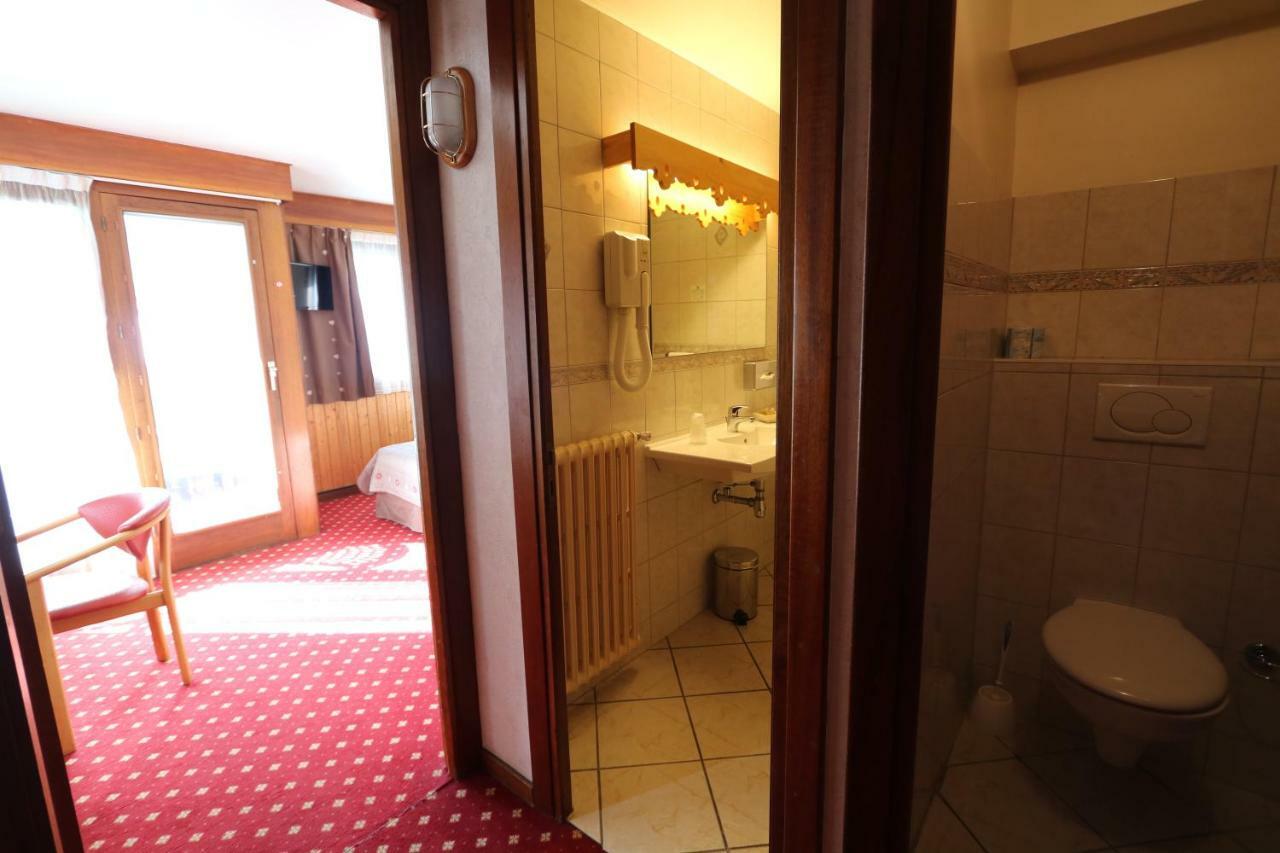 Chris-Tal Hotel Les Houches Exterior foto